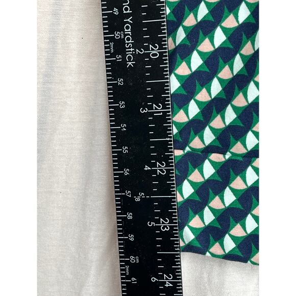 Boden True Green Geo Kensington turnup trouser pants, size 2P, EUC - Picture 9 of 10